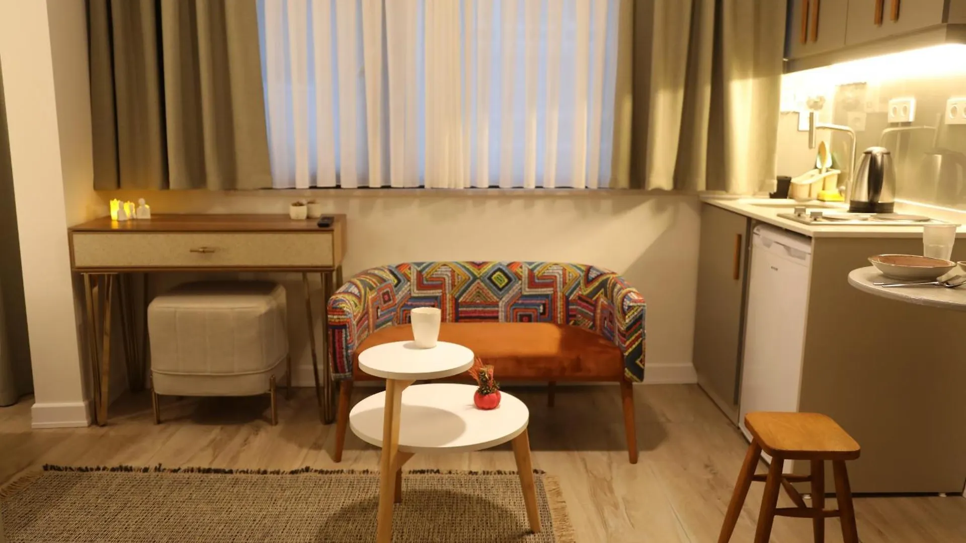 Agion Living Taksim Cihangir Istanbul Apartment